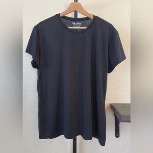 Gildan Classic Black Short Sleeve Tee NWOT